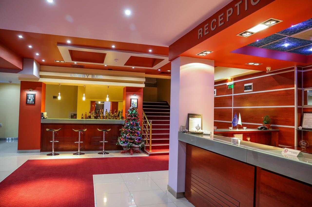 Hotel Bulgaria Kŭrdzhali Extérieur photo