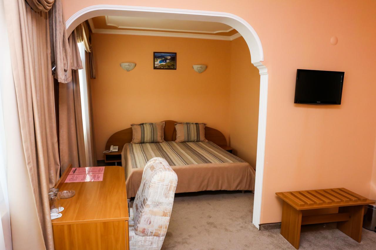 Hotel Bulgaria Kŭrdzhali Extérieur photo