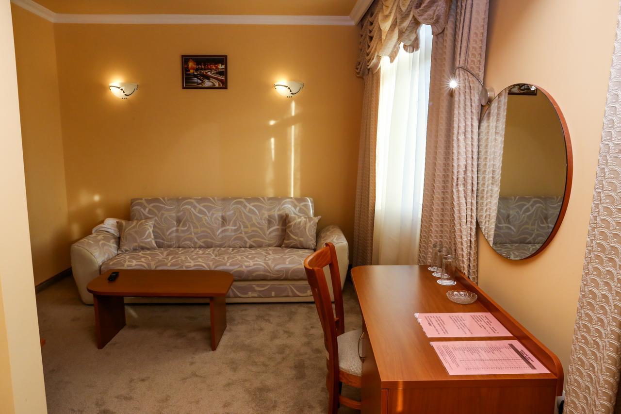 Hotel Bulgaria Kŭrdzhali Extérieur photo