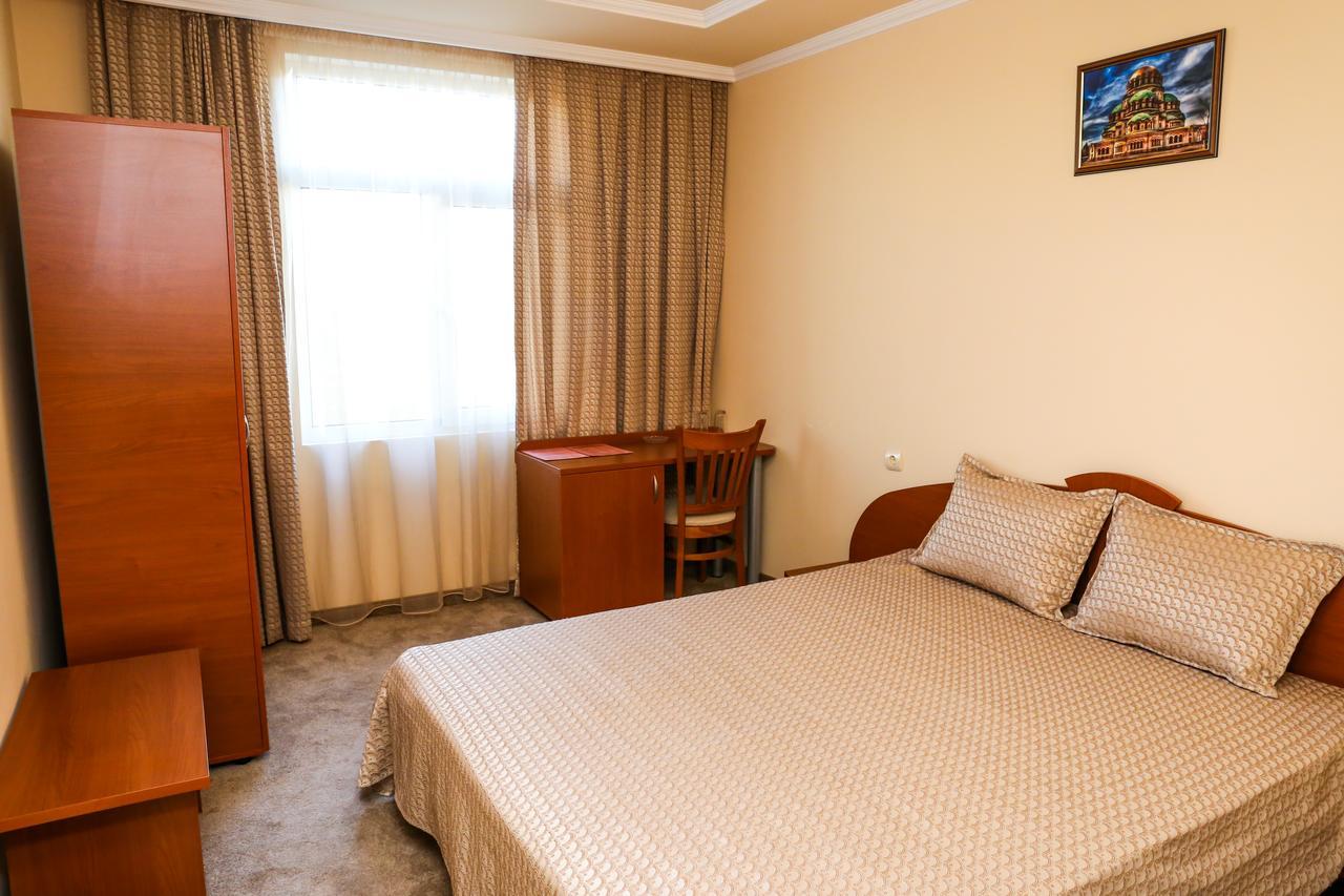 Hotel Bulgaria Kŭrdzhali Extérieur photo