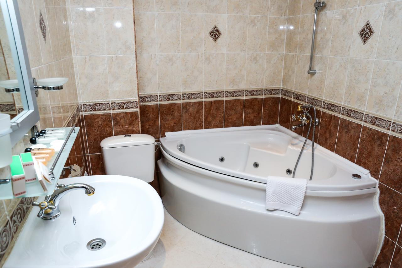 Hotel Bulgaria Kŭrdzhali Extérieur photo